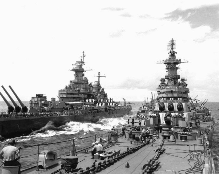 World War 2 USS Missouri (BB-63) (at left) transferring personnel to USS Iowa (BB-61), while operating off Japan on 20 August 1945